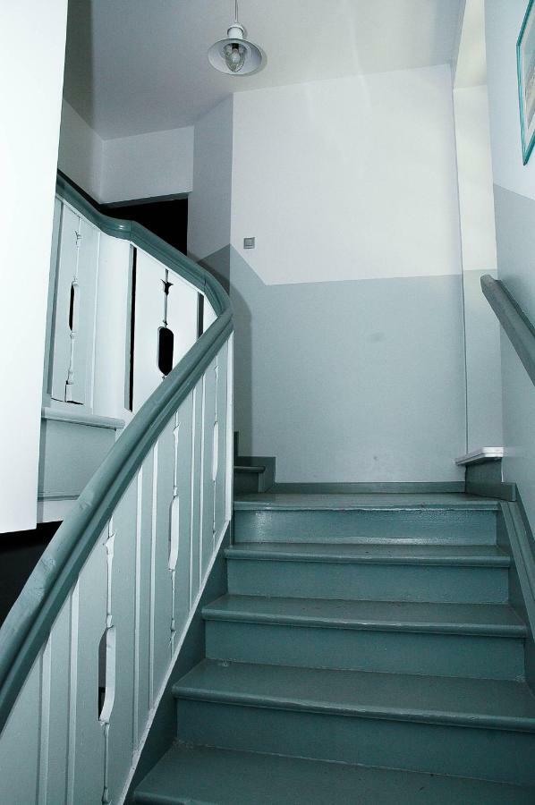 Sopocki Dworek Apartment *
